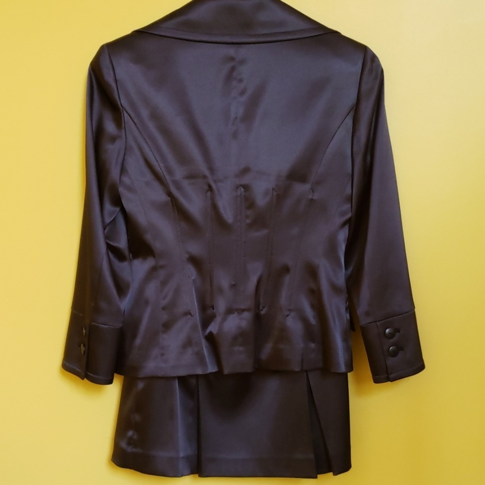 Nine west suit - Picture 2 of 8